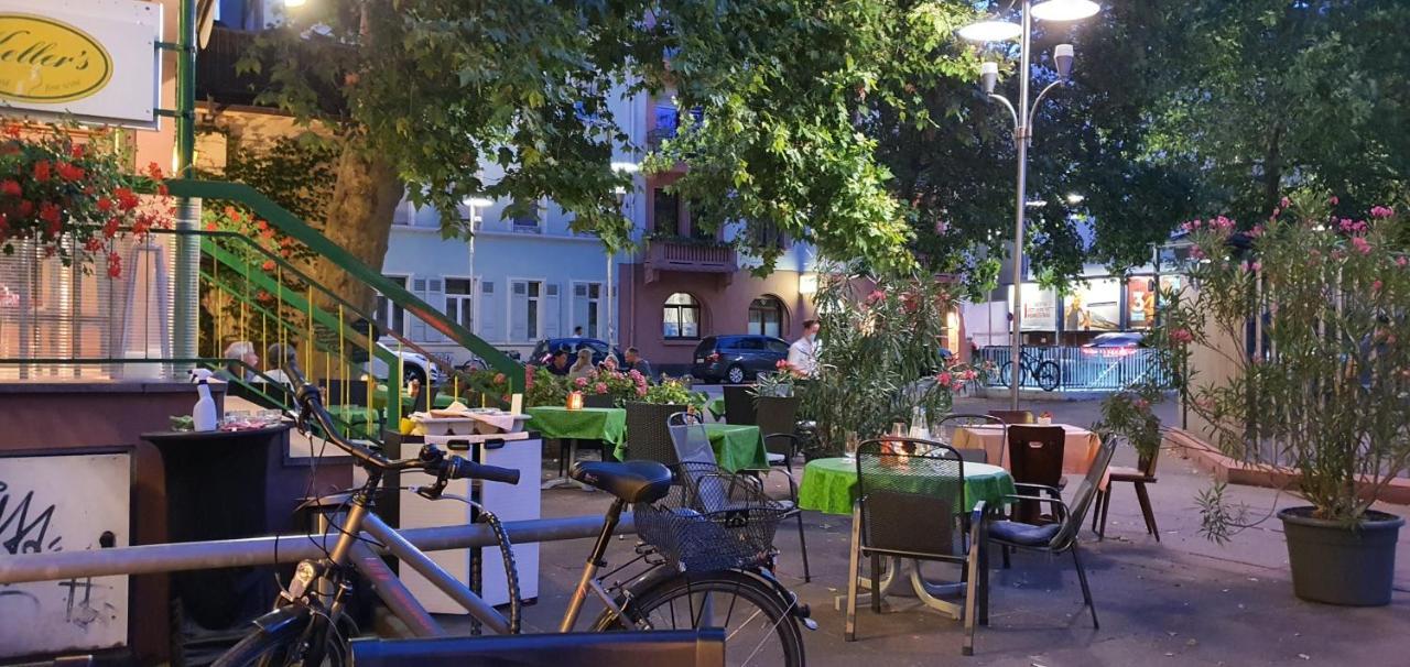 Gemuetliches Privatzimmer In Mannheims Stadtmitte Exterior foto