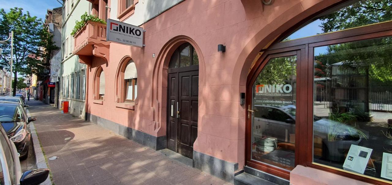 Gemuetliches Privatzimmer In Mannheims Stadtmitte Exterior foto